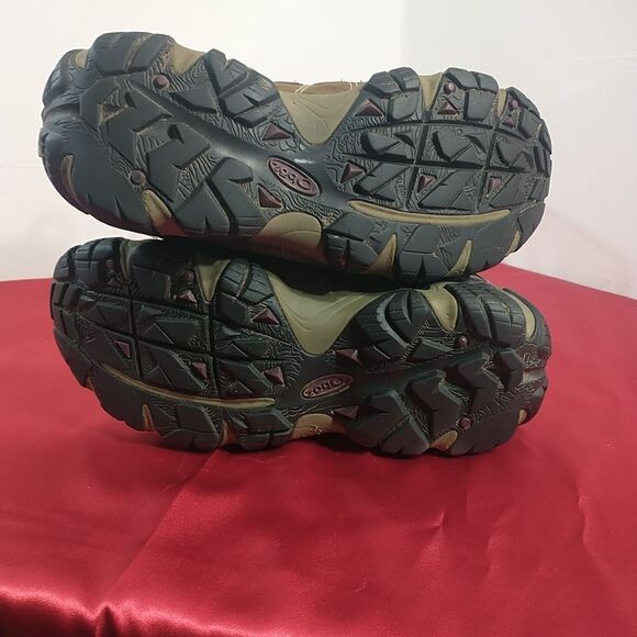 Oboz Women's SZ 10W Waterproof Hiking Shoe Sneaker Brown Purple . - Picture 6 of 9